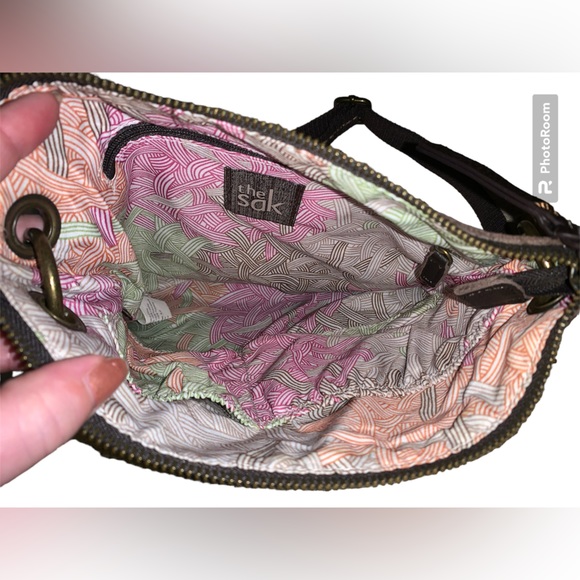 The Sak Kendra Espresso Crossbody - Picture 2 of 7